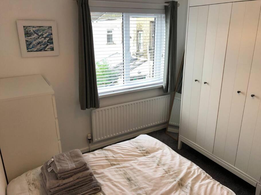 Apartmán Revamped Holywood Town Centre House Exteriér fotografie